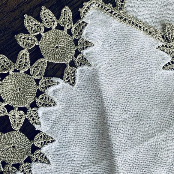 Vintage handmade set of 3 sunflower boho chic doily’s - Picture 4 of 7